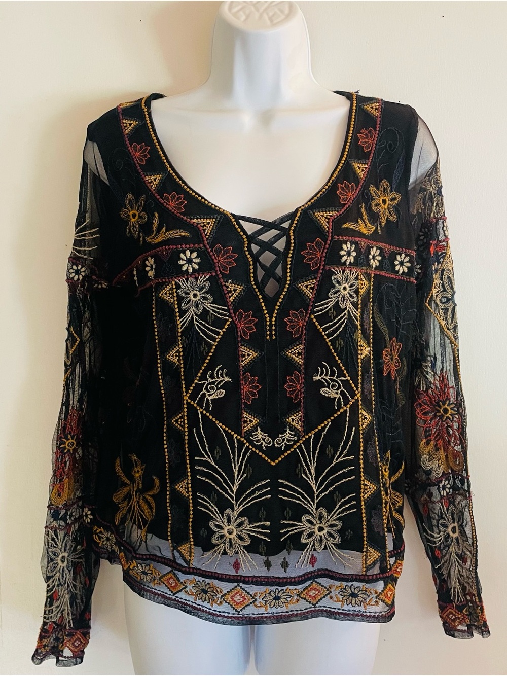 American Eagle Black Embroidered Sheer V-Neck Women's Blouse
